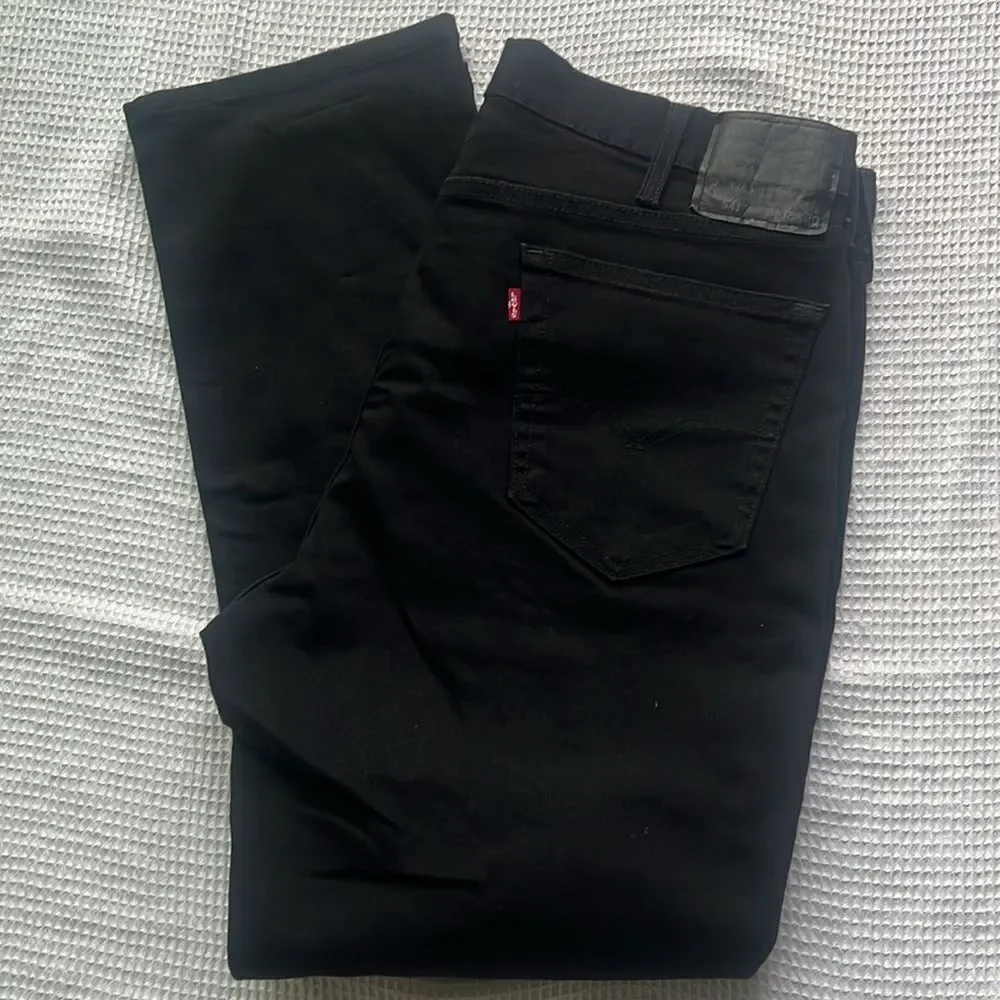 Levi’s 541 Men’s Black Denim Jeans 38 x 29.5